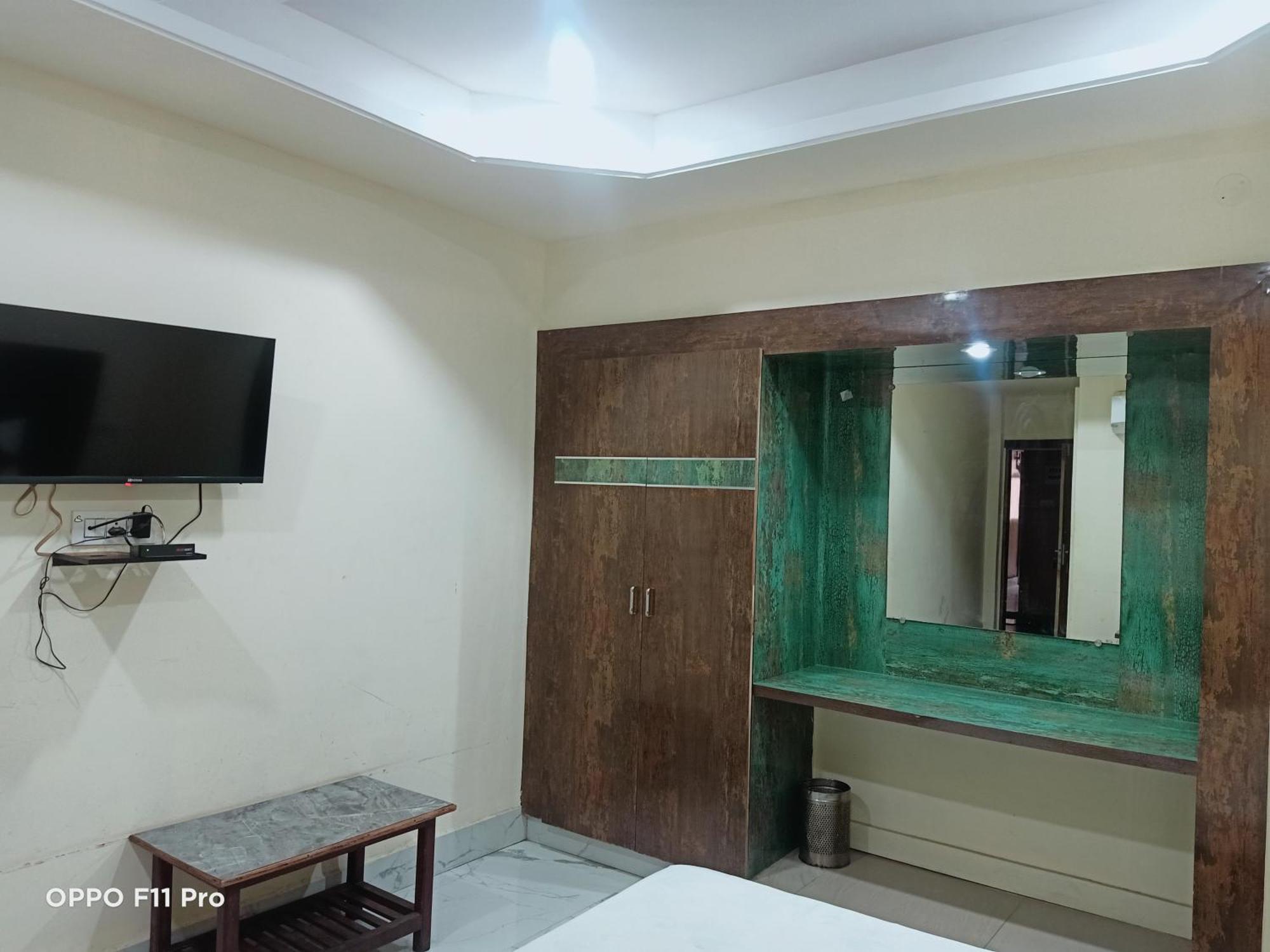 Hotel Ambassador Inn Gwalijar Zewnętrze zdjęcie