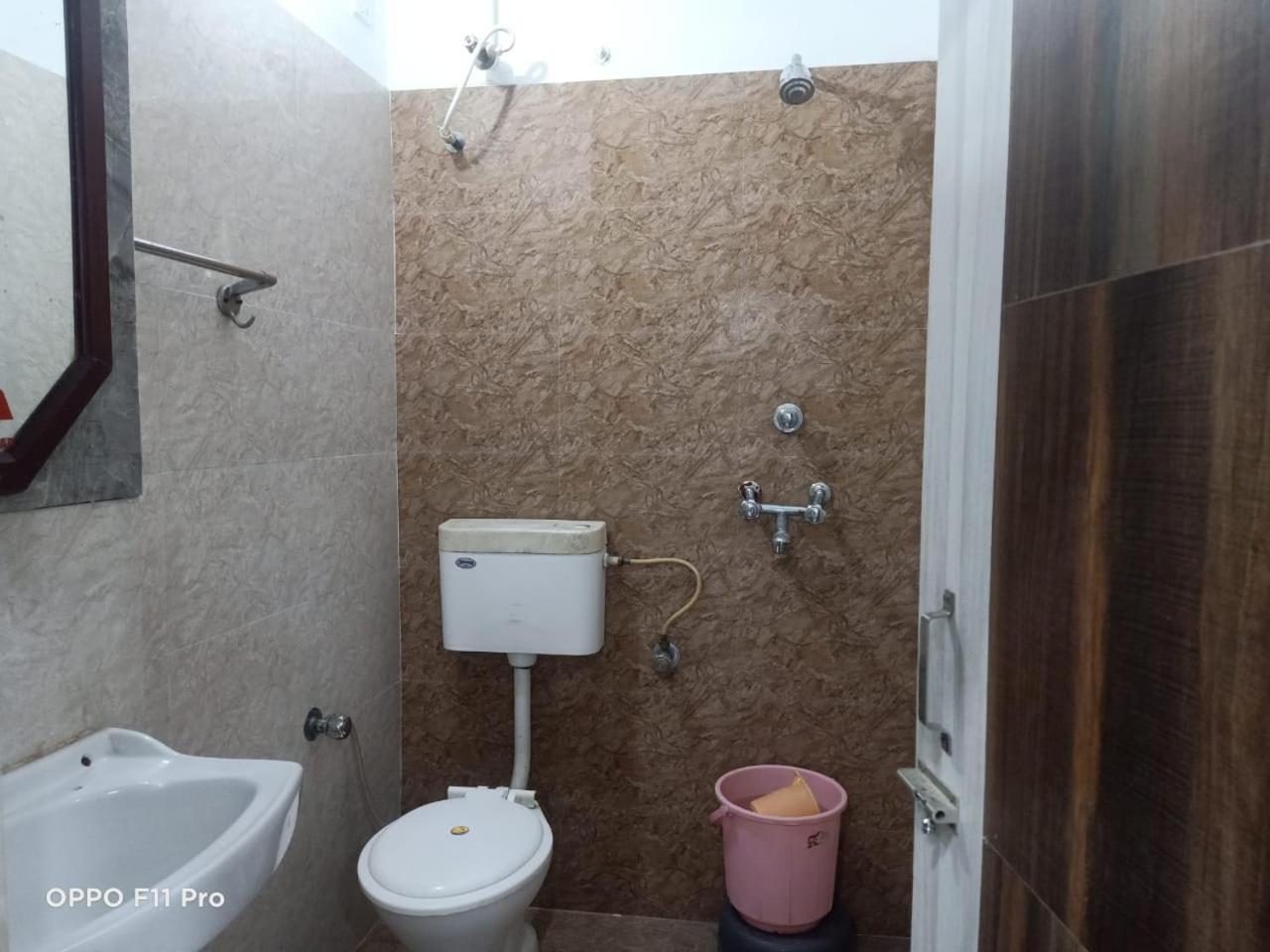 Hotel Ambassador Inn Gwalijar Zewnętrze zdjęcie