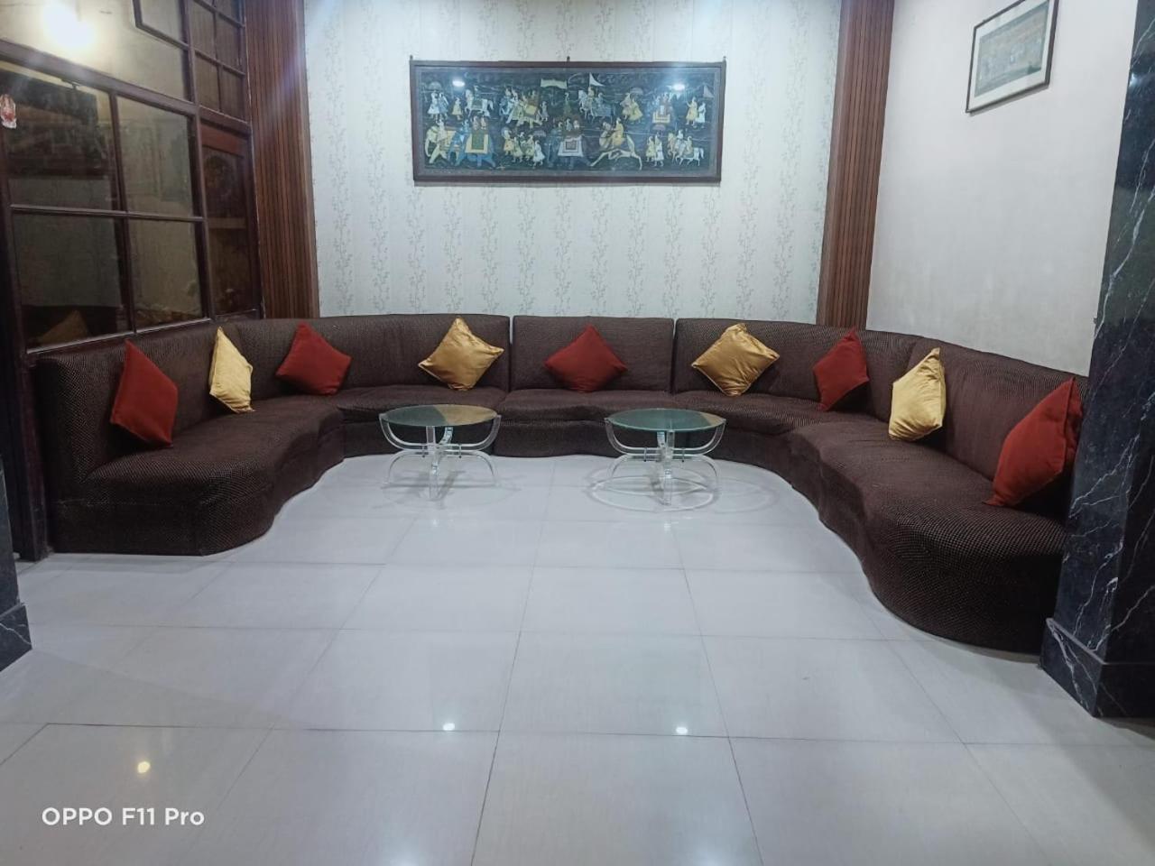 Hotel Ambassador Inn Gwalijar Zewnętrze zdjęcie
